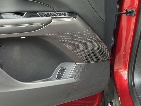 Certified 2024 Cadillac Lyriq Luxury image 19