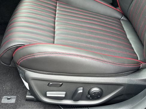 New 2026 Genesis G70 3.3T Sport Prestige image 25