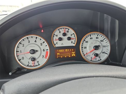 Used 2015 Nissan Titan PRO-4X image 18