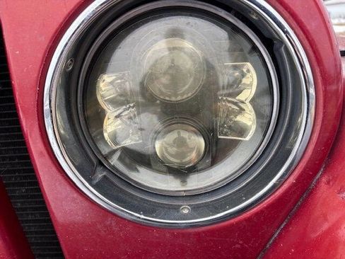 Used 1998 Jeep Wrangler Sport image 12