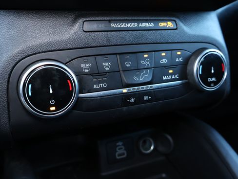 Used 2025 Ford Escape Active FWD image 18