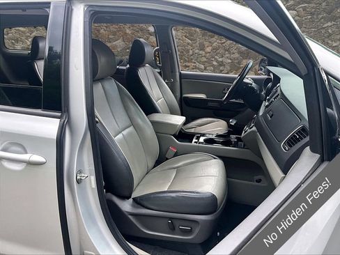 Used 2018 Kia Sedona EX FWD image 7
