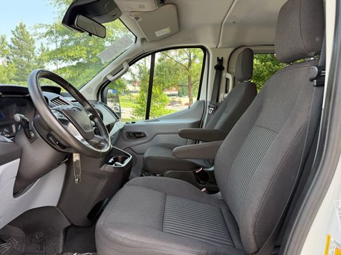Used 2017 Ford Transit 350 XLT RWD image 33