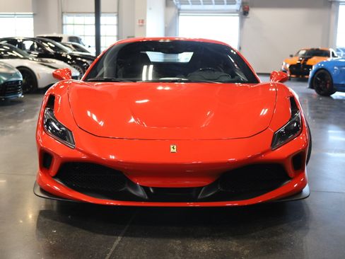 Used 2021 Ferrari F8 Tributo RWD image 2