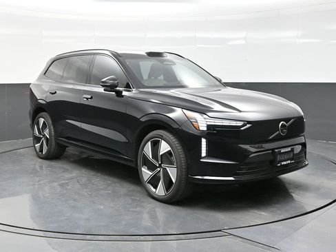 New 2025 Volvo EX90 Ultra image 1