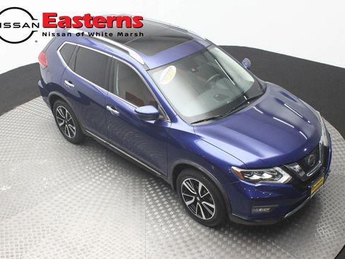 Used 2017 Nissan Rogue SL w/ SL Premium Package AWD/4WD image 3