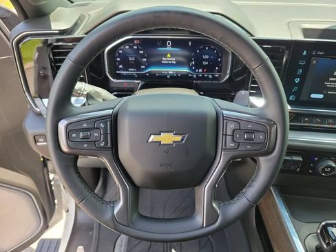Certified 2025 Chevrolet Silverado 1500 High Country w/ High Country Premium Package AWD/4WD image 27