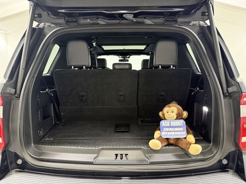 Used 2021 Ford Expedition XLT image 7