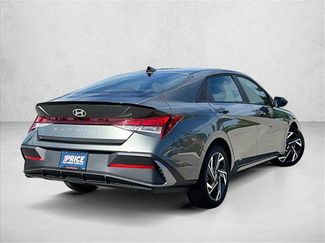 Used 2025 Hyundai Elantra Sport FWD video 2