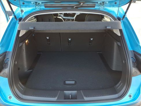 New 2026 Chevrolet Trax LT w/ Driver Confidence Package image 10