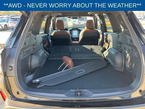 Used 2025 Subaru Forester Touring image 21