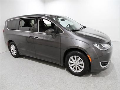 Used 2019 Chrysler Pacifica Touring Plus