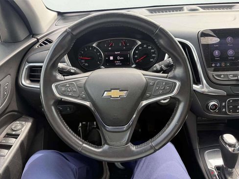 Used 2020 Chevrolet Equinox LT FWD image 16