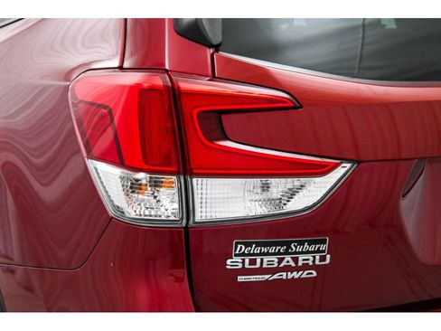 Used 2021 Subaru Forester Premium AWD/4WD image 26
