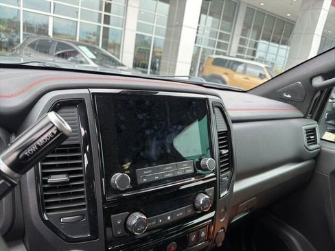 Used 2024 Nissan Titan PRO-4X w/ Pro-4x Convenience Package image 1