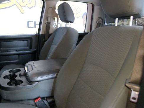 Used 2019 RAM 1500 Express w/ Wheel & Sound Group AWD/4WD image 16