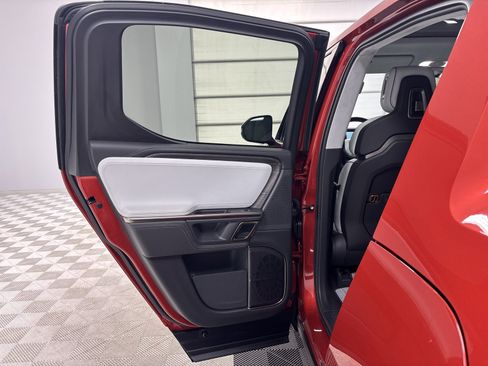 Used 2023 Rivian R1T Adventure AWD/4WD image 20