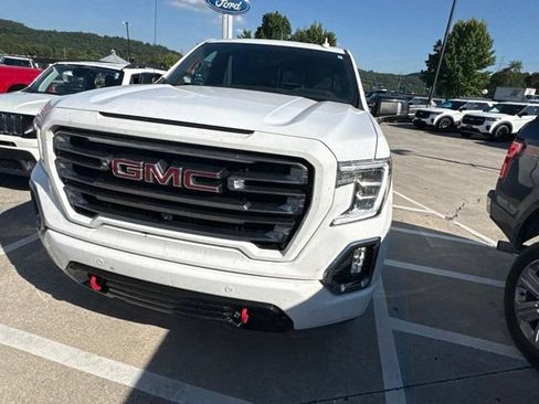Used 2021 GMC Sierra 1500 AT4 w/ AT4 Premium Package AWD/4WD image 5