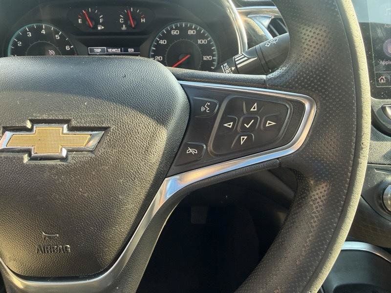 Used 2021 Chevrolet Malibu LT FWD image 15