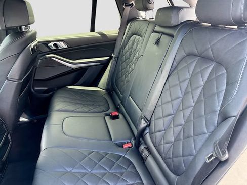 Used 2024 BMW X5 sDrive40i w/ Premium Package RWD image 24