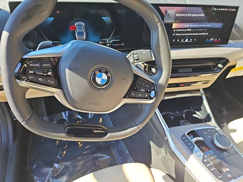 New 2026 BMW 330i Sedan w/ Premium Package image 17