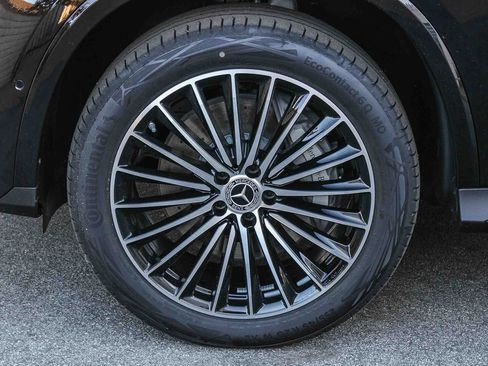 New 2026 Mercedes-Benz GLC 300 4MATIC image 11