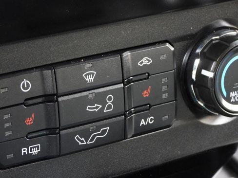 Used 2020 Ford F150 XLT w/ Equipment Group 302A Luxury RWD image 67