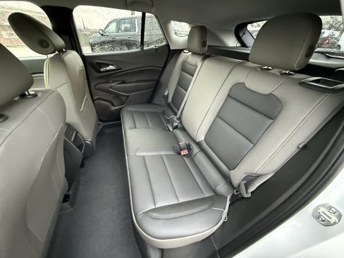 New 2026 Chevrolet Trax ACTIV w/ Driver Confidence Package image 15