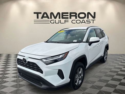 Used 2024 Toyota RAV4 XLE FWD image 3