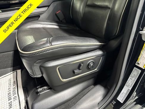 Used 2020 RAM 1500 Limited w/ Black Appearance Package AWD/4WD image 15