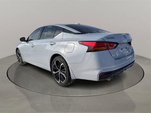 Used 2024 Nissan Altima 2.5 SR image 4