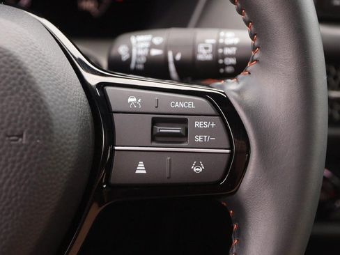 Used 2024 Honda HR-V Sport image 12