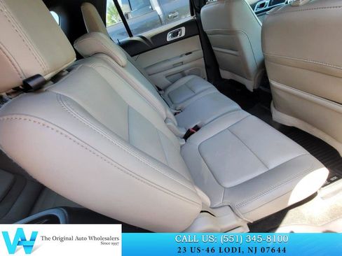 Used 2013 Ford Explorer XLT AWD/4WD image 20