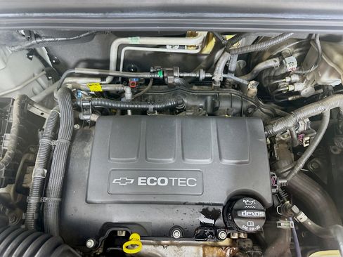 Used 2018 Chevrolet Trax LS image 30