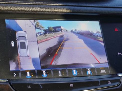 Used 2020 Cadillac XT6 Premium Luxury image 25