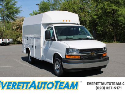 New 2024 Chevrolet Express 3500 w/ Power Convenience Package