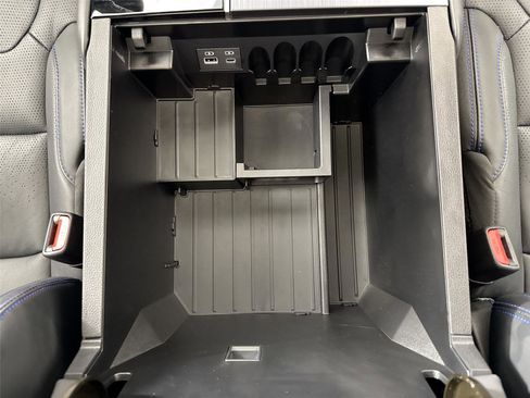 Used 2024 Toyota Tundra Platinum RWD image 34