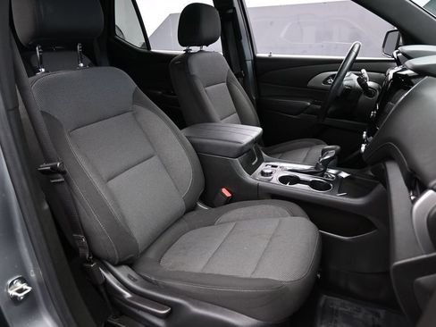Used 2023 Chevrolet Traverse LT FWD image 48