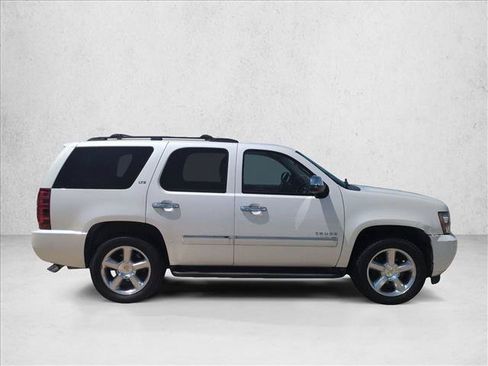 Used 2013 Chevrolet Tahoe LTZ AWD/4WD image 4