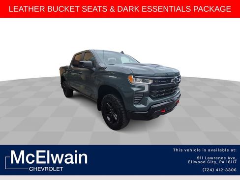 Used 2025 Chevrolet Silverado 1500 LT Trail Boss w/ Convenience Package II AWD/4WD image 1