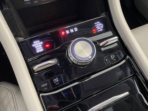 Used 2022 Jeep Grand Cherokee L Summit w/ Advanced Protech Group IV image 18