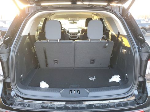 New 2026 Ford Explorer Active image 32