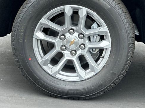 New 2025 Chevrolet Silverado 1500 LT image 33
