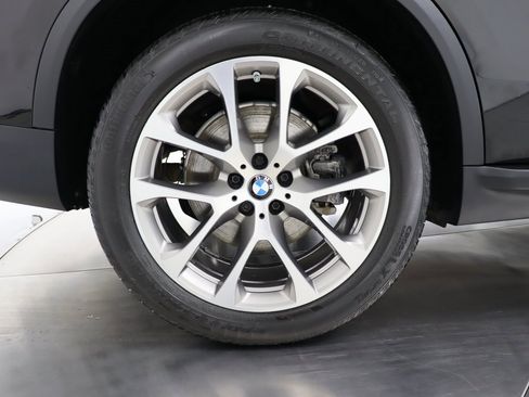 Used 2019 BMW X5 xDrive40i w/ Premium Package image 44