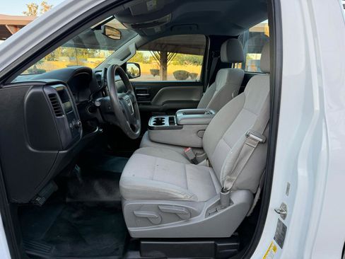 Used 2015 GMC Sierra 1500 2WD Regular Cab image 9