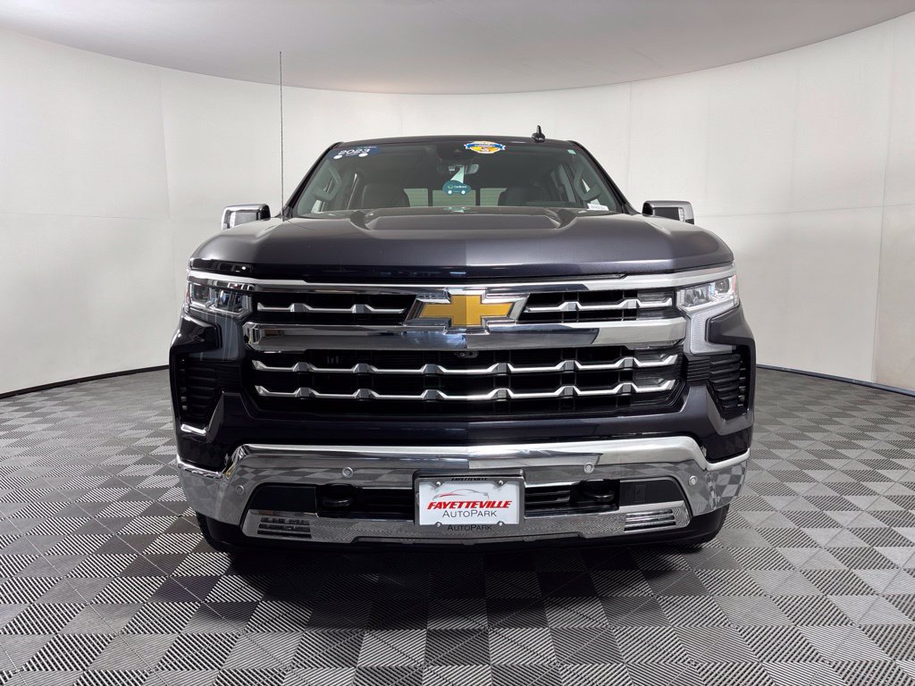 Certified 2023 Chevrolet Silverado 1500 LTZ w/ LTZ Premium Package AWD/4WD image 23