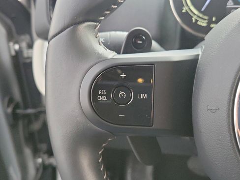 Used 2024 MINI Cooper Countryman S w/ Signature Upholstery Package image 17