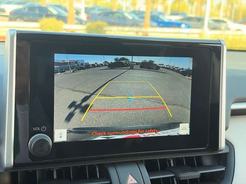 Used 2024 Toyota RAV4 XLE w/ Convenience Package FWD image 22