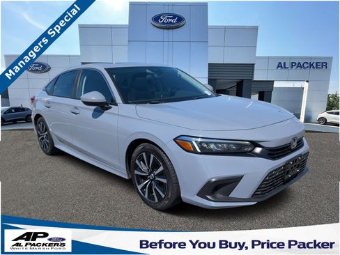 Used 2024 Honda Civic EX image 1