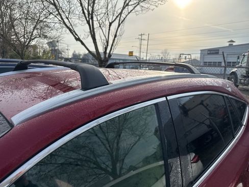 Used 2021 Toyota Venza XLE w/ Carpet Mat Package (TMS) image 6